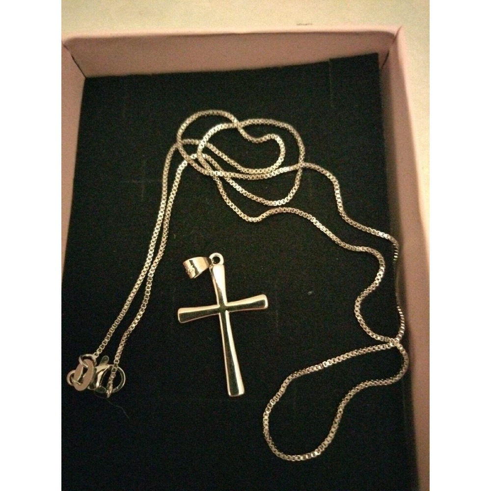 925 Sterling Silver 1.5" Cross Pendant 18" Chain In Box New